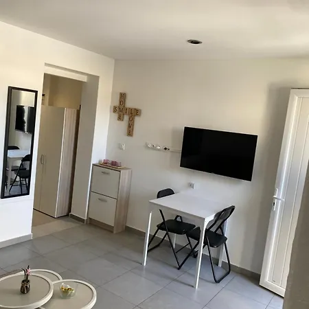 Jolie Perle Apartment *